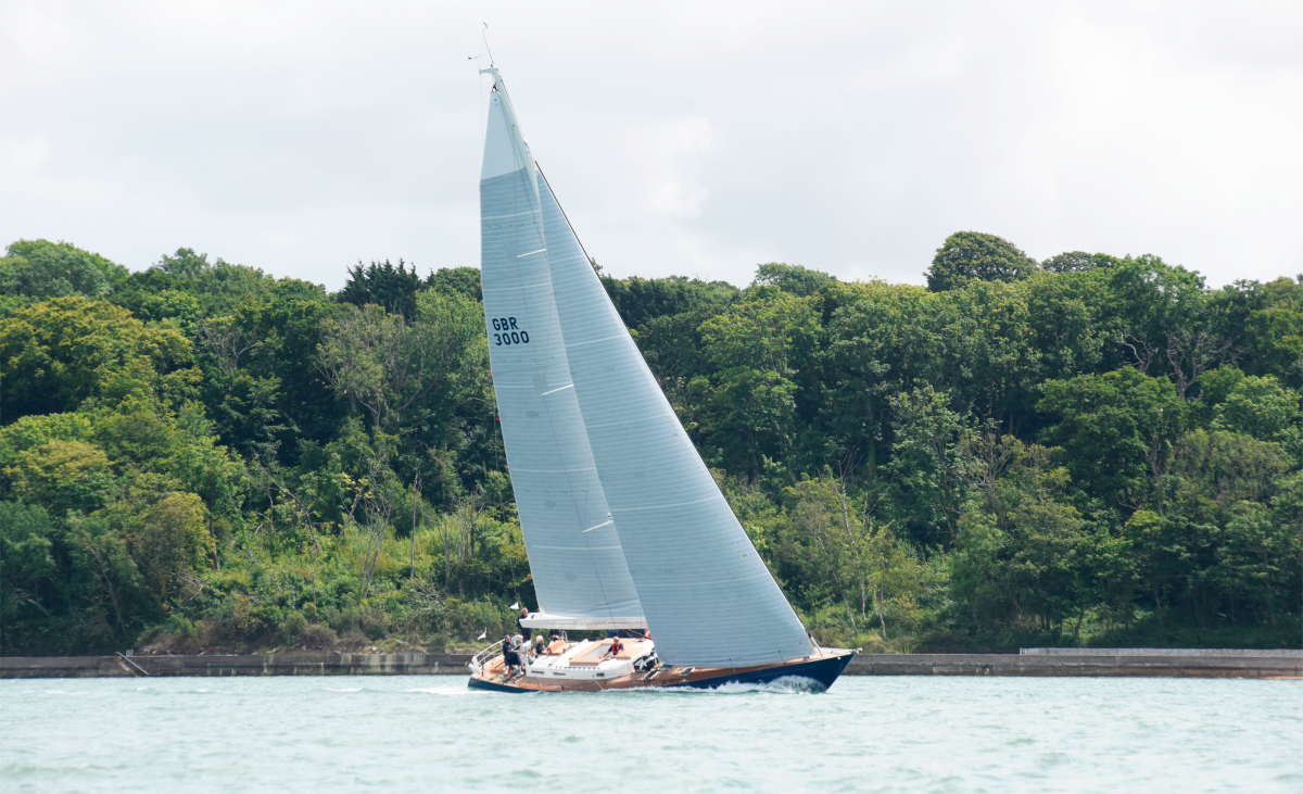Fully crewed Solent yacht charter on 64′ classic sailing yacht CRUSADE